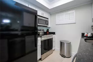 6310 Midnight Pass Rd, Sarasota, FL 34242 - Photo 29