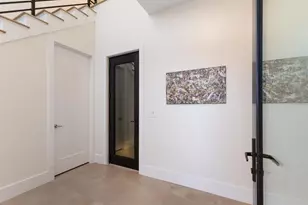 569 Rountree Dr, Longboat Key, FL 34228 - Photo 7