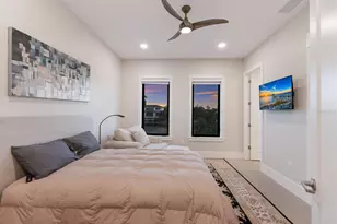 569 Rountree Dr, Longboat Key, FL 34228 - Photo 29