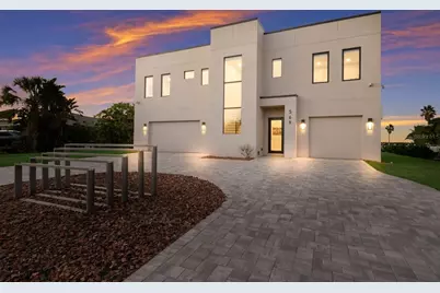 569 Rountree Drive, Longboat Key, FL 34228 - Photo 1