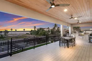 569 Rountree Dr, Longboat Key, FL 34228 - Photo 41