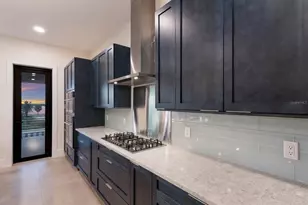 569 Rountree Dr, Longboat Key, FL 34228 - Photo 19