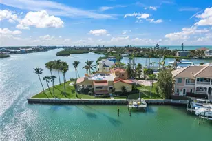 929 Casey Cove Dr, Nokomis, FL 34275 - Photo 1