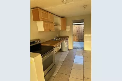 116 12th Street W, Palmetto, FL 34221 - Photo 3