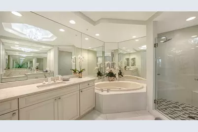 35 Watergate Drive #806, Sarasota, FL 34236 - Photo 45