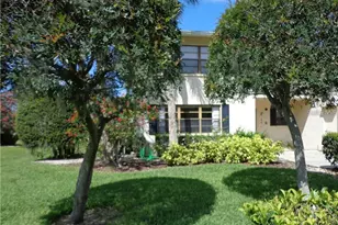 7070 Fairway Bend Ln, Sarasota, FL 34243 - Photo 1