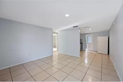 408 60th Avenue Drive W, Bradenton, FL 34207 - Photo 5