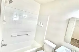 1031 3rd St W, Bradenton, FL 34205 - Photo 15