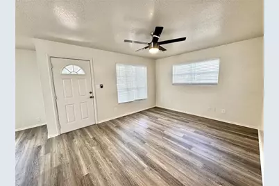 1031 3rd Street W, Bradenton, FL 34205 - Photo 3