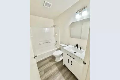 1031 3rd Street W, Bradenton, FL 34205 - Photo 19