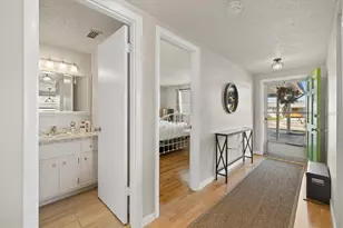 680 Circlewood Dr, Venice, FL 34293 - Photo 5
