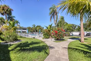 5507 Fountain Lake Cir, Bradenton, FL 34207 - Photo 25