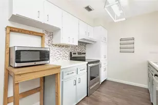 6412 47th Ave E, Bradenton, FL 34203 - Photo 9