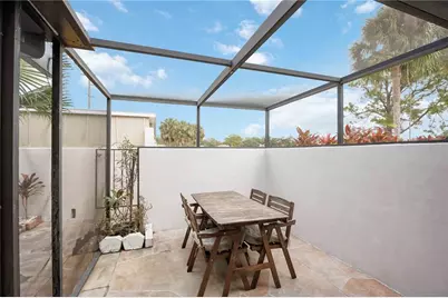 2767 Horseshoe Court #Q-3, Sarasota, FL 34235 - Photo 15