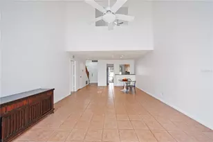 2767 Horseshoe Ct, Sarasota, FL 34235 - Photo 11