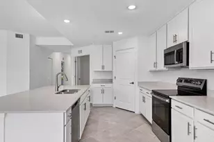 17445 Opal Sand Dr, Venice, FL 34293 - Photo 9