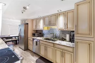 1750 Benjamin Franklin Dr, Sarasota, FL 34236 - Photo 41