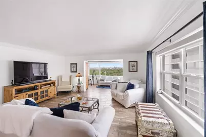 1750 Benjamin Franklin Drive #6G, Sarasota, FL 34236 - Photo 35