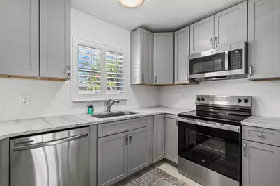 5830 Midnight Pass Road #42, Sarasota, FL 34242 - Photo 7