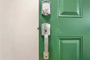 3443 Tallywood Cir, Sarasota, FL 34237 - Photo 11