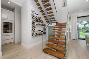 3236 Founders Club Dr, Sarasota, FL 34240 - Photo 9