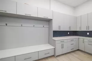 3236 Founders Club Dr, Sarasota, FL 34240 - Photo 65