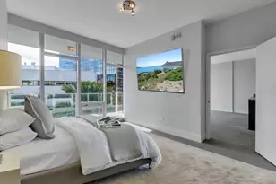 175 1st St S, Saint Petersburg, FL 33701 - Photo 9