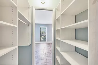 8702 54th Avenue W, Bradenton, FL 34210 - Photo 17