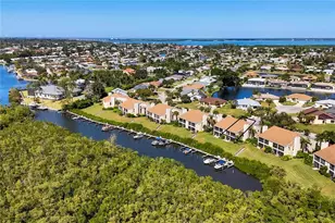 8702 54th Ave W, Bradenton, FL 34210 - Photo 25