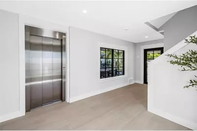 148 Coolidge Drive, Sarasota, FL 34236 - Photo 3