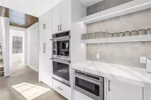 148 Coolidge Dr, Sarasota, FL 34236 - Photo 19