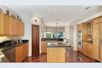 340 Gulf Of Mexico Drive #126, Longboat Key, FL 34228 - Photo 13