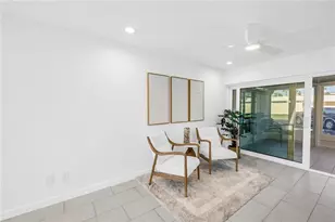 111 Whispering Sands Cir, Sarasota, FL 34242 - Photo 21