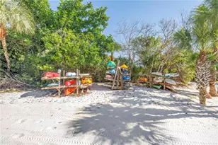 111 Whispering Sands Cir, Sarasota, FL 34242 - Photo 49