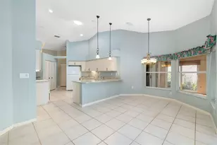 9523 Knightsbridge Cir, Sarasota, FL 34238 - Photo 21