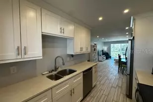 708 Tamiami Trail S, Venice, FL 34285 - Photo 3