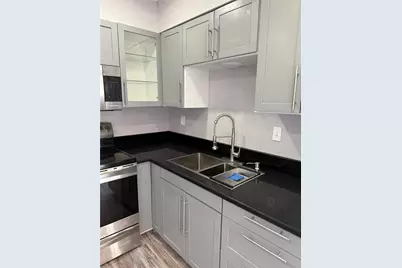 21150 Gertrude Avenue #B1, Port Charlotte, FL 33952 - Photo 5