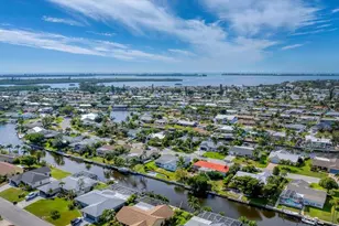 4515 Mangrove Point Rd, Bradenton, FL 34210 - Photo 41