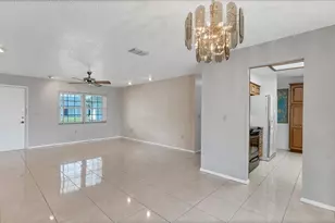 4515 Mangrove Point Rd, Bradenton, FL 34210 - Photo 9
