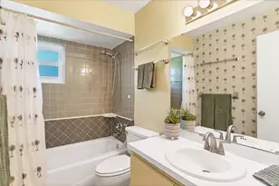 4515 Mangrove Point Rd, Bradenton, FL 34210 - Photo 27