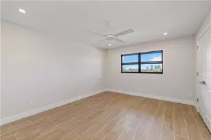 5760 Midnight Pass Rd, Sarasota, FL 34242 - Photo 27