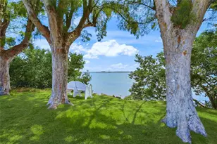 511 68th St, Holmes Beach, FL 34217 - Photo 53