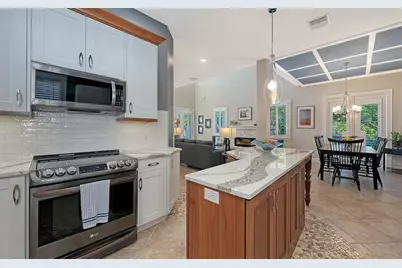 1775 Stapleton Street, Sarasota, FL 34239 - Photo 17