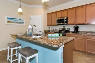 12400 Cinqueterre Dr, Venice, FL 34293 - Photo 13