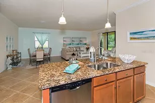 12400 Cinqueterre Dr, Venice, FL 34293 - Photo 5