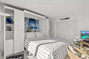 5400 Ocean Blvd, Sarasota, FL 34242 - Photo 9