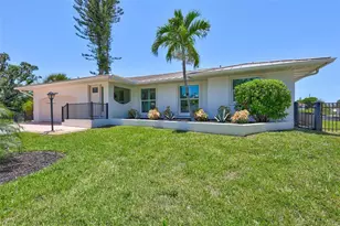 6962 Belgrave Dr, Sarasota, FL 34242 - Photo 7