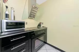 912 Sandpiper Cir, Bradenton, FL 34209 - Photo 11