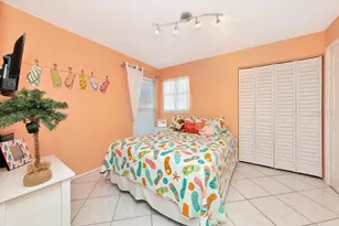 912 Sandpiper Cir, Bradenton, FL 34209 - Photo 27