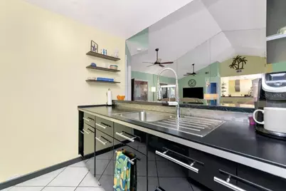 912 Sandpiper Circle #912, Bradenton, FL 34209 - Photo 9